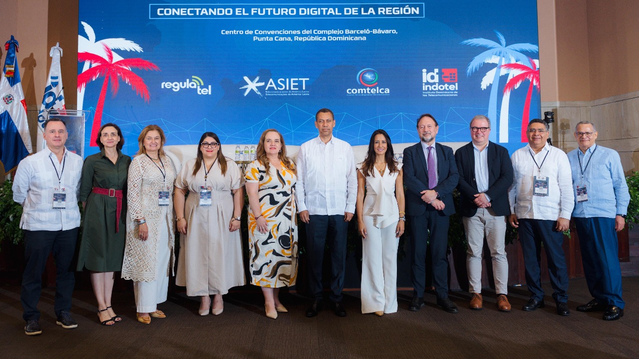 La cumbre Regulatel, ASIET y Comtelca se consolida como un espacio regional del ecosistema digital de diálogo y colaboración para pasar a la acción